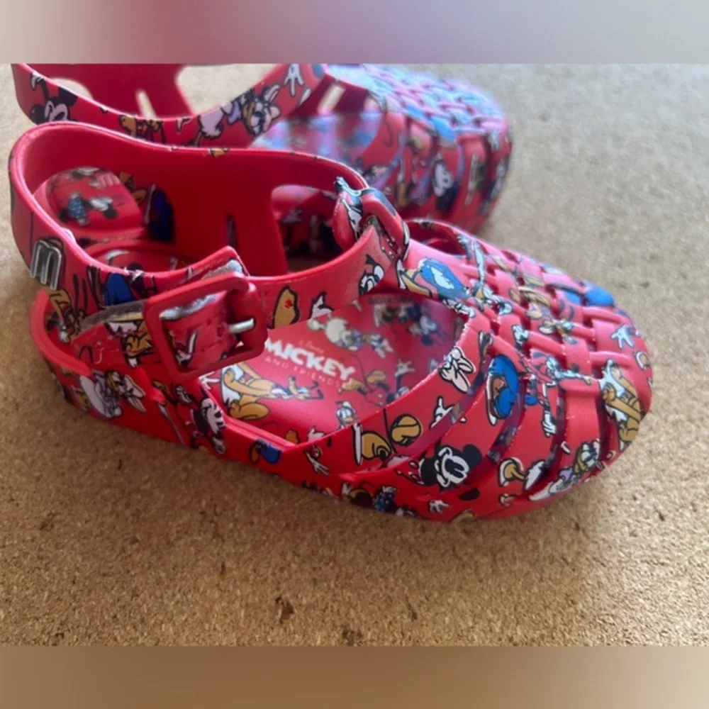 Mini Melissa 📝 description